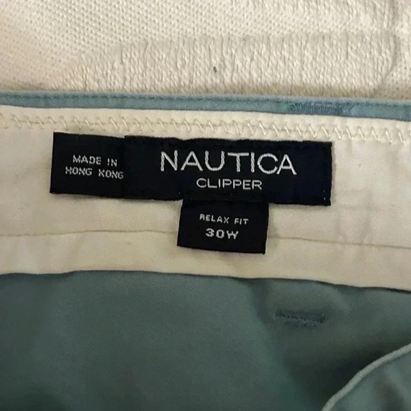 Nautica “Clipper” shorts in the best blue! Size 30. Relax fit. Great condition - Picture 6 of 7